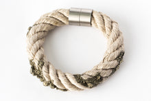 Load image into Gallery viewer, Bracelet Virus